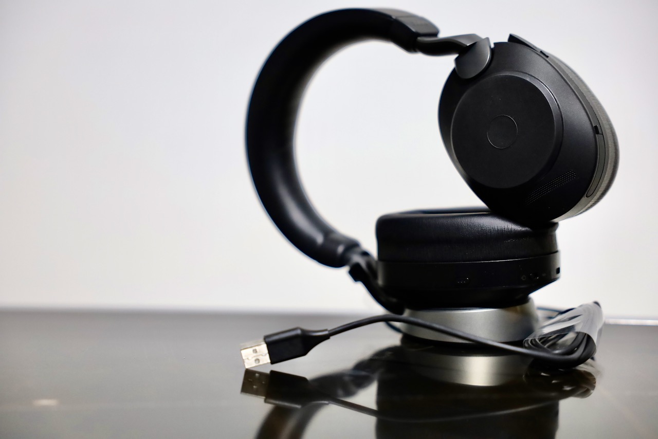 Jabra evolve2 85 charging stand cheap