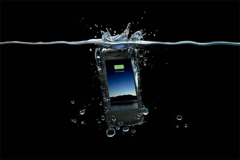 JP-H2PRO-IP6_BLK-SPLASH-IN-WATER-2000PX