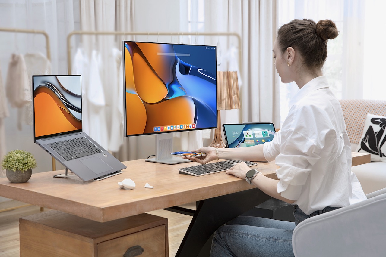 Huawei launched first desktop monitor range in Singapore   TGH