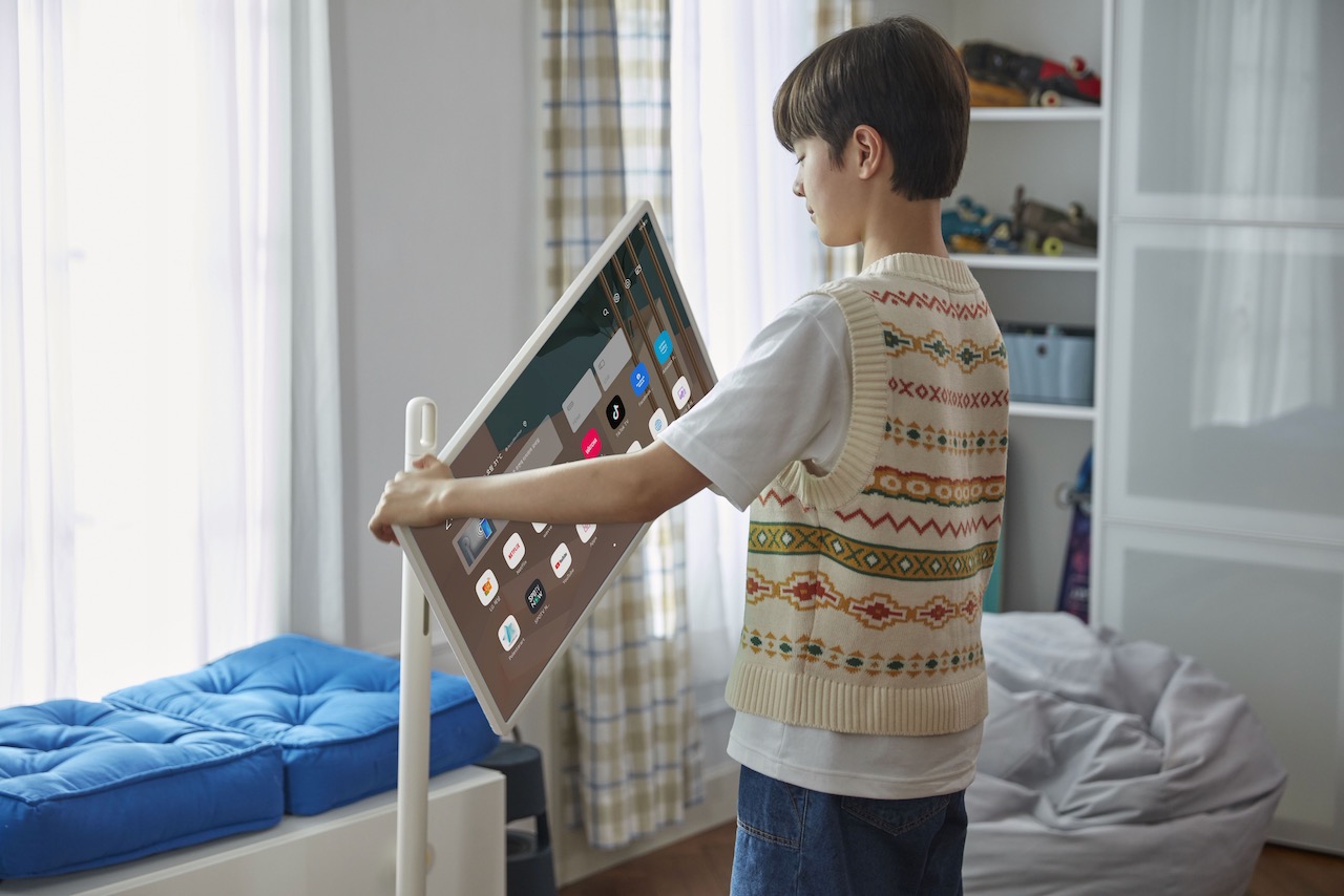 LG StanbyME redefines Home Entertainment in Singapore